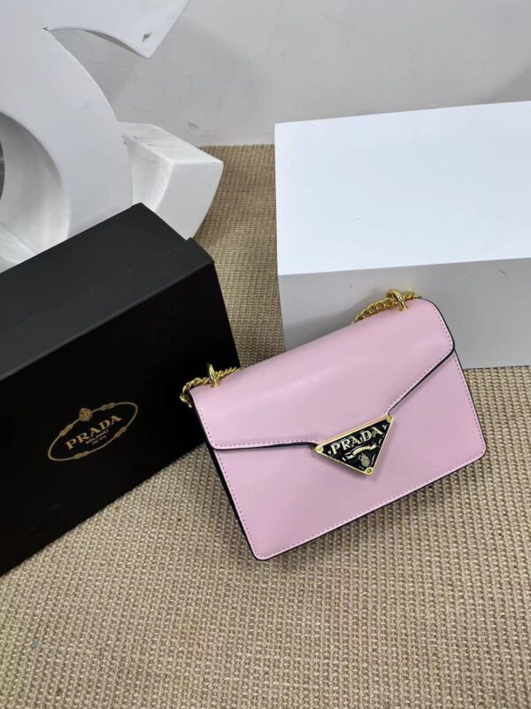 Prada Square Bag - Model- 7756 Size: (L22xH14x5w9)