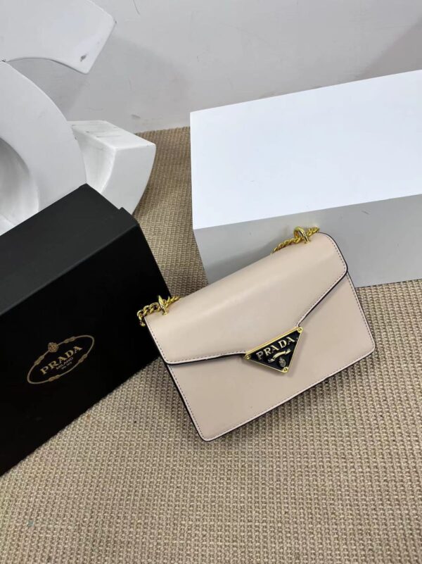 Prada Square Bag - Model- 7756 Size: (L22xH14x5w9)