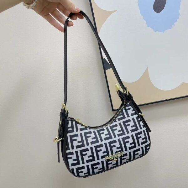 Fendi Hand Bag-Model- Z-028 Size:(L22xH14.5xw8)