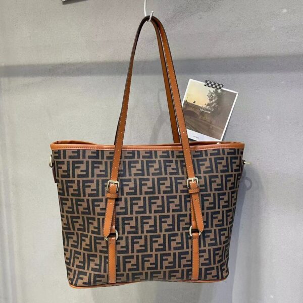 Fendi Pocket Handbag-Model-A14-Size:(L42xH29xW14.5)