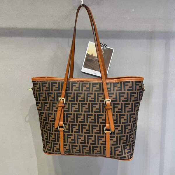 Fendi Pocket Handbag-Model-A14-Size:(L42xH29xW14.5)