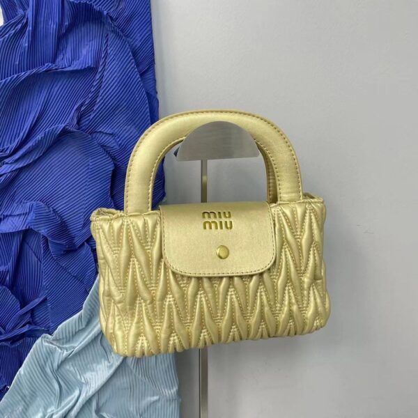 Miu Miu Ladies Bag – Model YC810 Size: (L21 x H14 x W10)