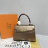 Hermes Model 519 Ladies Bag with Brand Box - Stylish and Compact Size:  L20H14.5w7.5