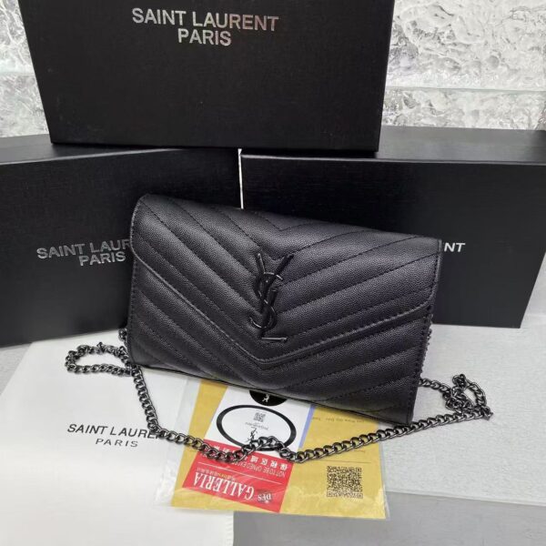 YSL cross Body bag New collection with brand box luxury design model.5853 size..L23H15w5